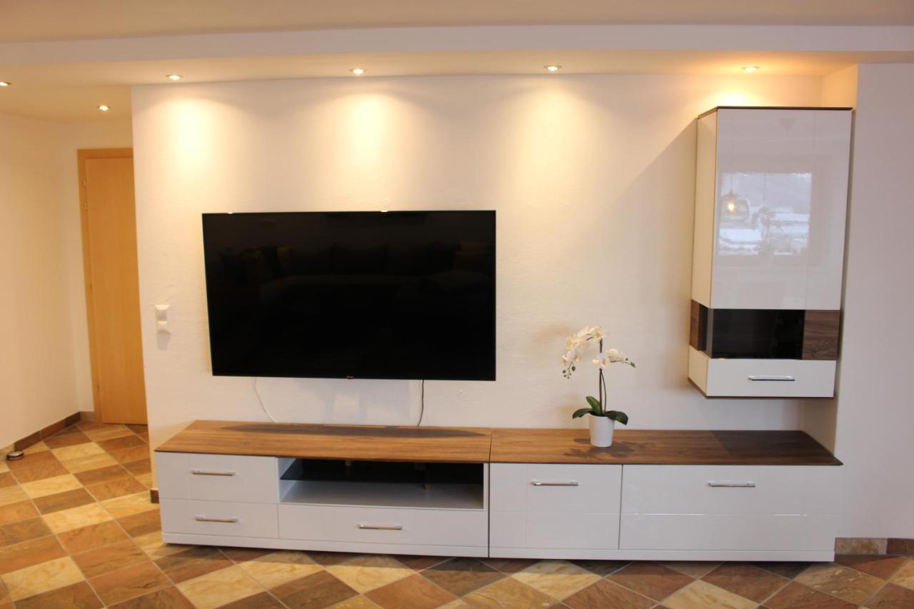 Ferienwohnung Auszeit Stubai ฟูลป์เมส ภายนอก รูปภาพ
