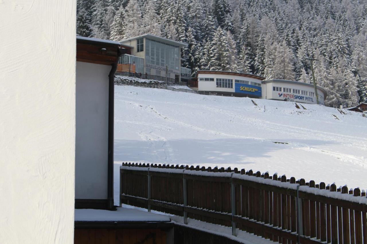 Ferienwohnung Auszeit Stubai ฟูลป์เมส ภายนอก รูปภาพ