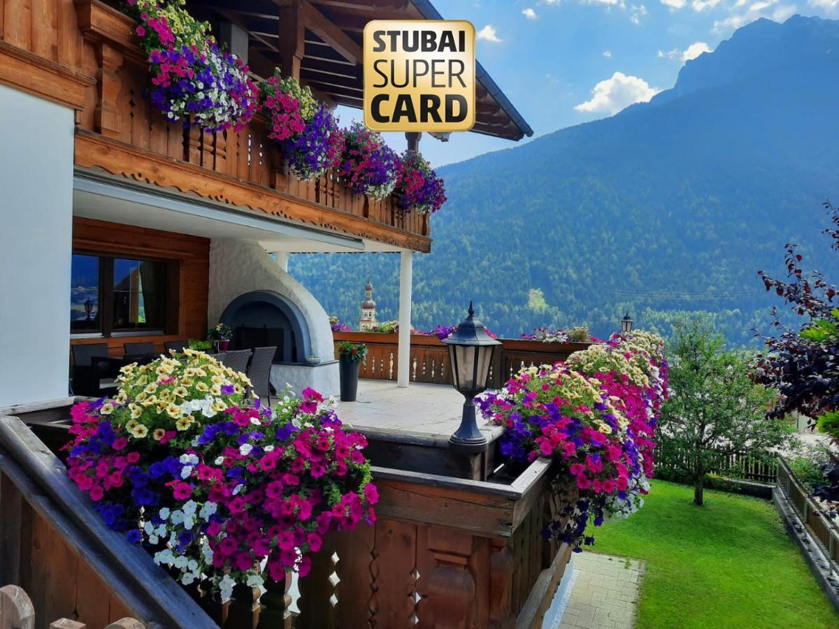 Ferienwohnung Auszeit Stubai ฟูลป์เมส ภายนอก รูปภาพ